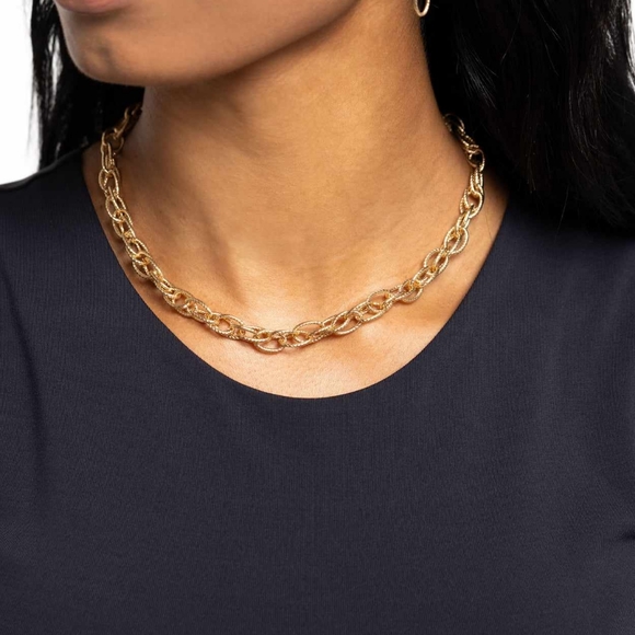 Jewelry - Picture 10 of 16